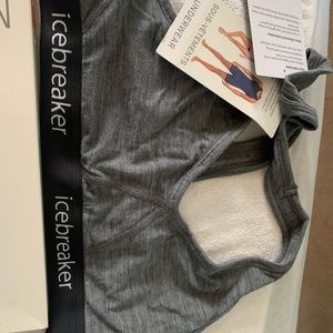 Icebreaker sports bra